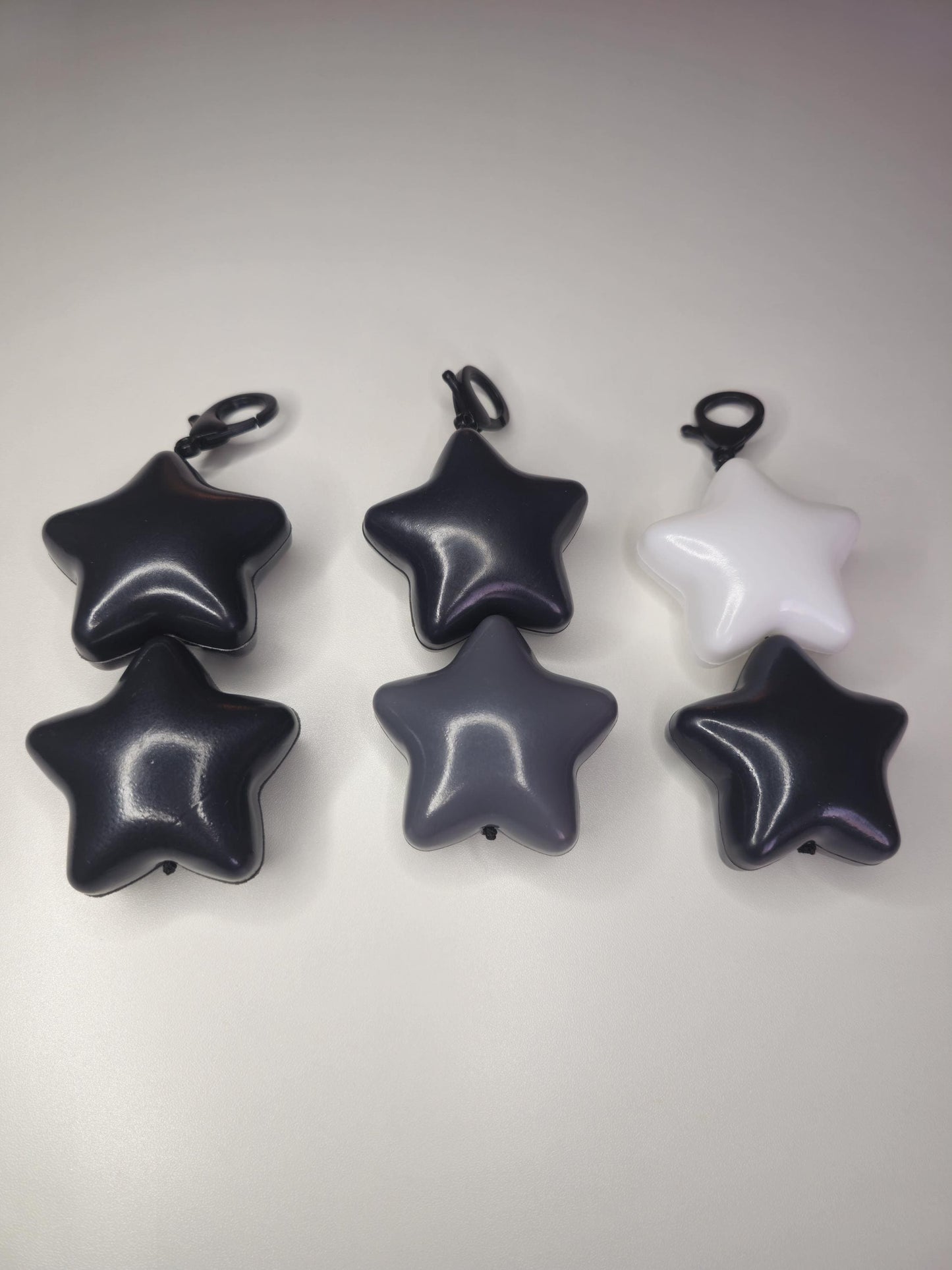 Jumbo Puffy star keychain/zipper backpack charm Gray and White. fairy kei, decora fashion